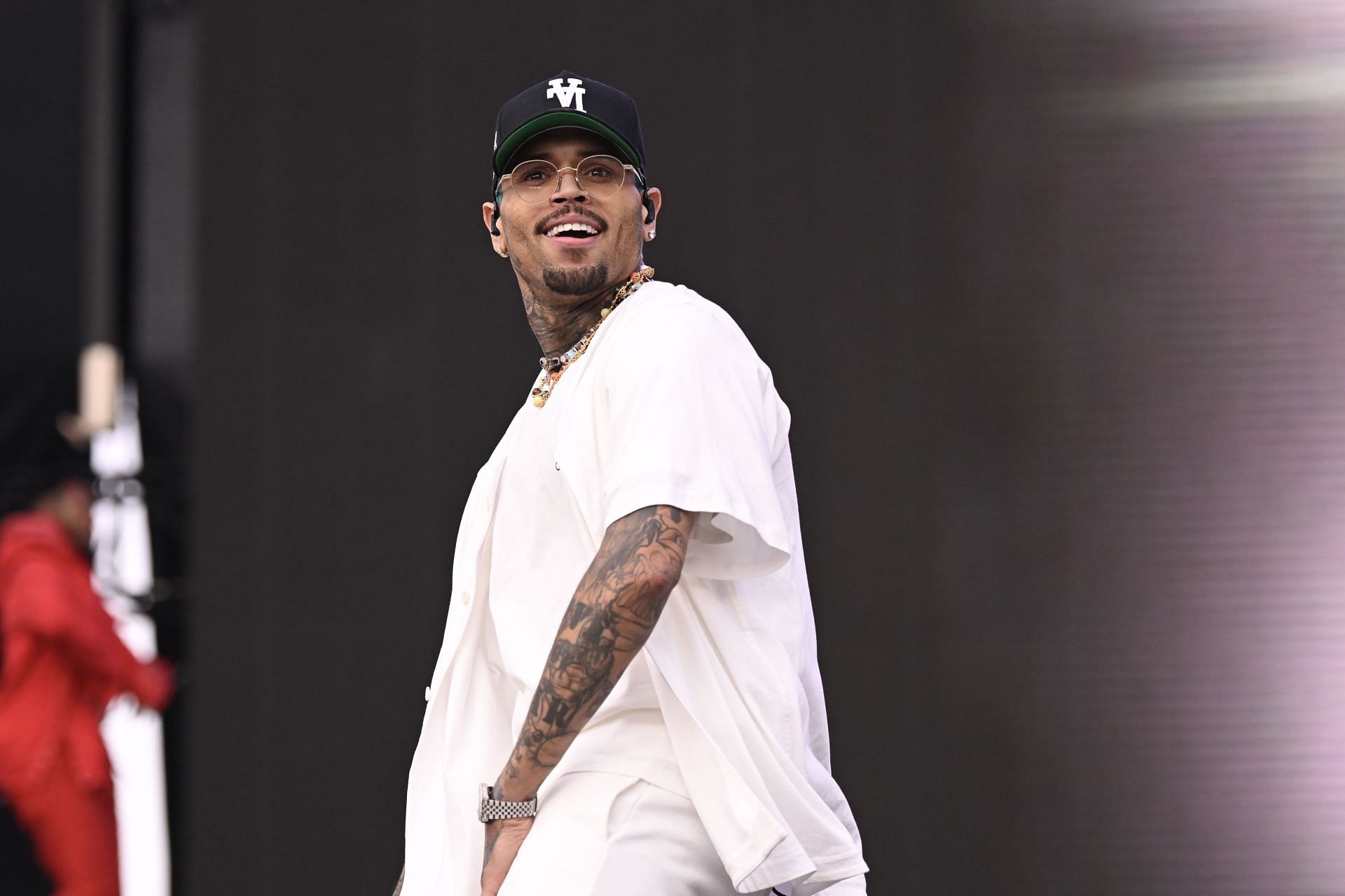 Chris Brown was arrested at a hotel (Image via Getty)